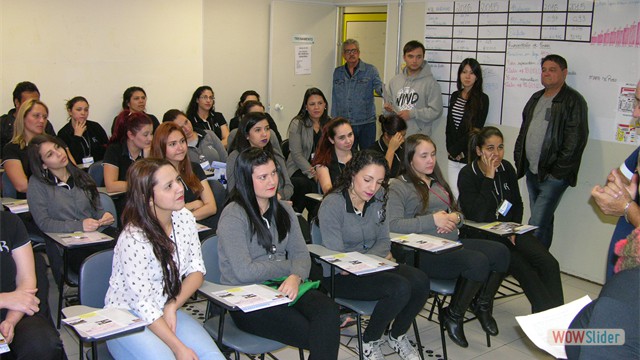 05-10-2016: LOJA RIACHUELO TIRADENTES